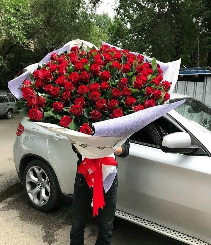 Corporate meeting room with carefully timed floral arrangements that maintain elegance throughout business hours